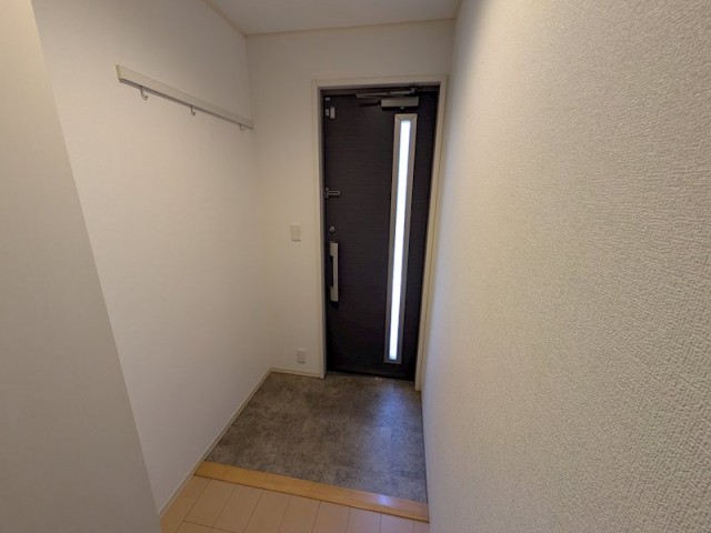 (玄関)