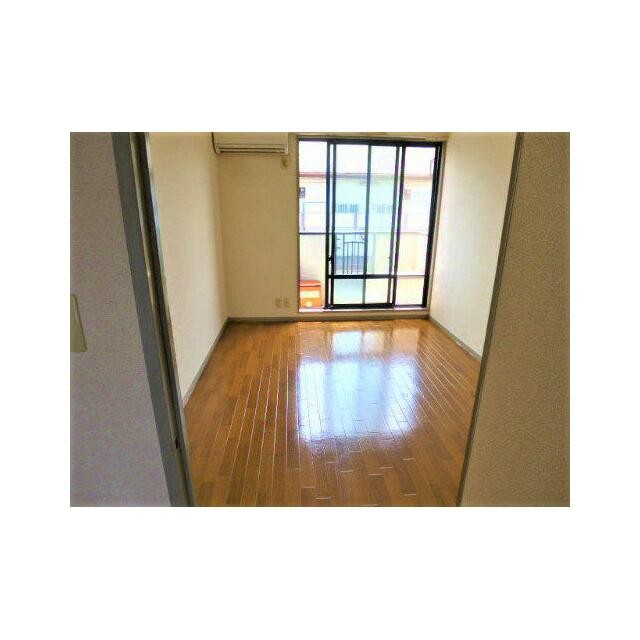 同タイプ別室(居間)