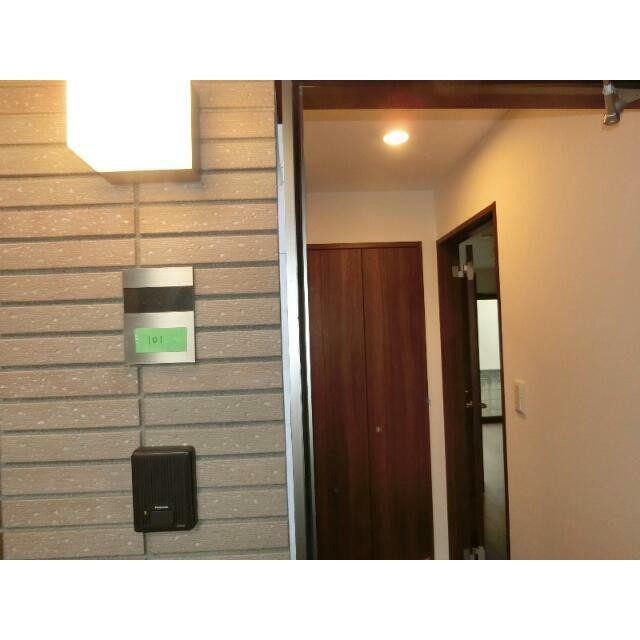 (玄関)