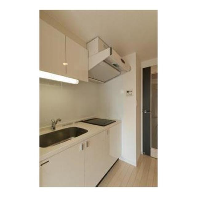 ※写真は同タイプ住戸です。(キッチン)