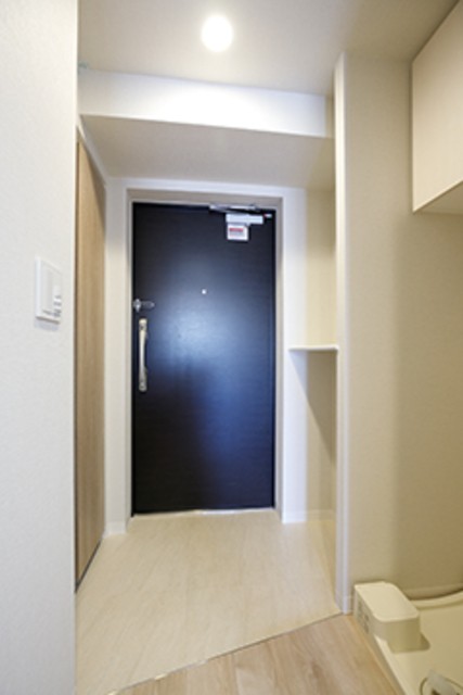 ※写真は同タイプ住戸です。(玄関)