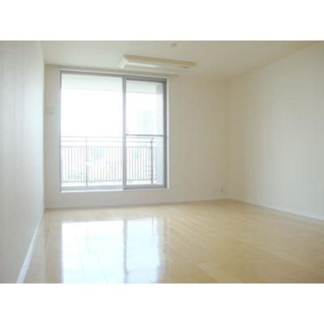 ※写真は同タイプ住戸です。(居間)