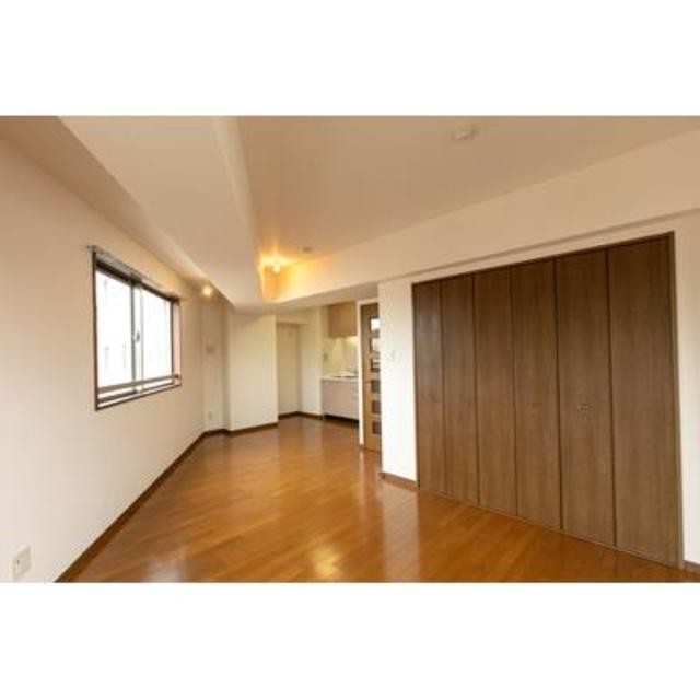 ※写真は同タイプ住戸です。(居間)