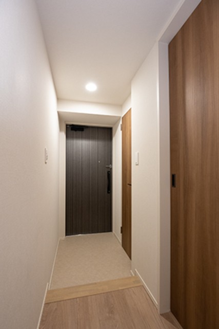 ※写真は同タイプ住戸です。(玄関)
