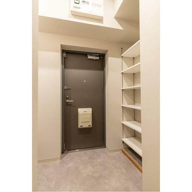 ※同仕様写真(玄関)