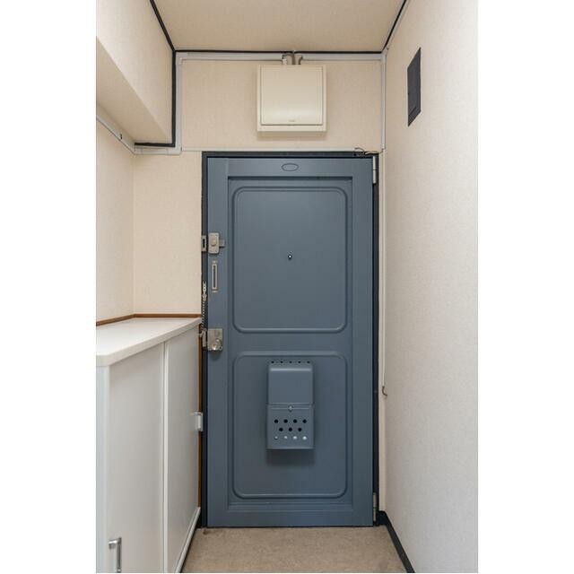 (玄関)