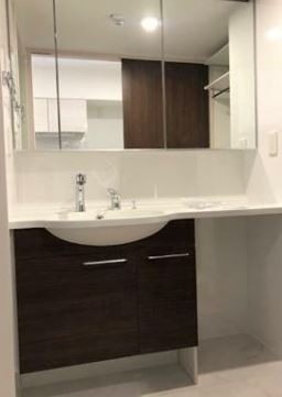 ※同仕様写真含む(内装)