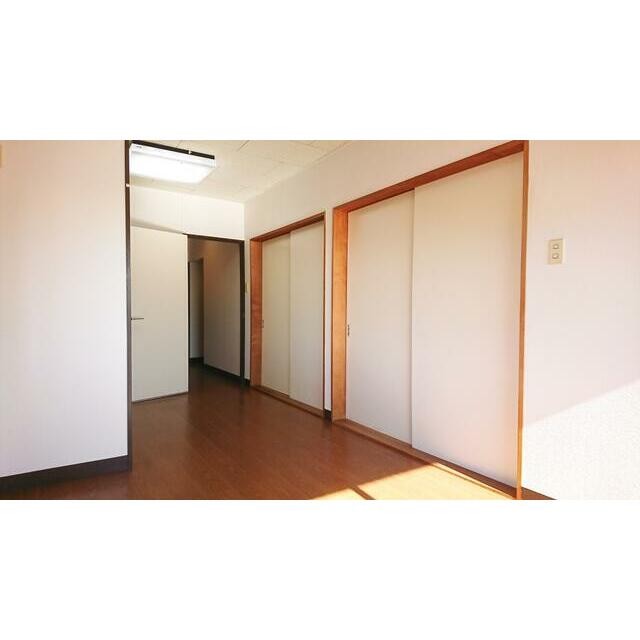 (居間)