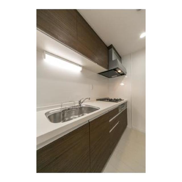 ※写真は同タイプ住戸です。(キッチン)