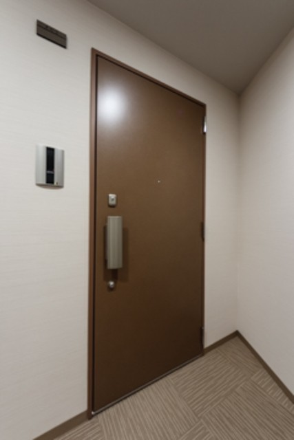 ※写真は同タイプ住戸です。(玄関)