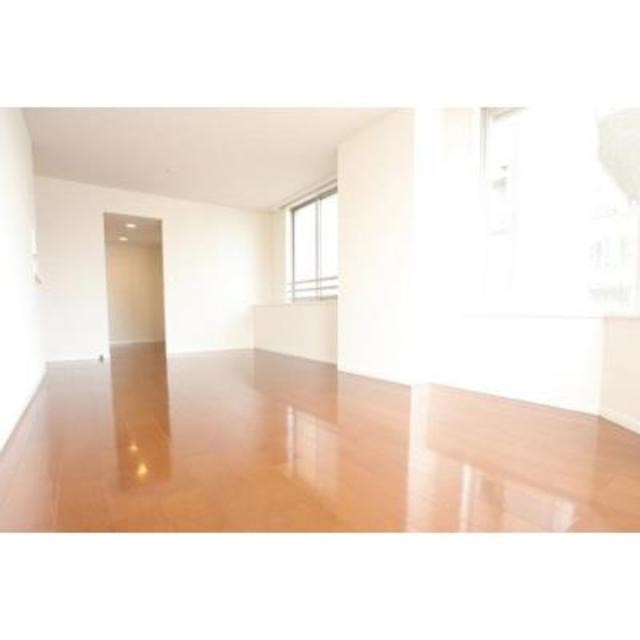 ※写真は同タイプ住戸です。(居間)