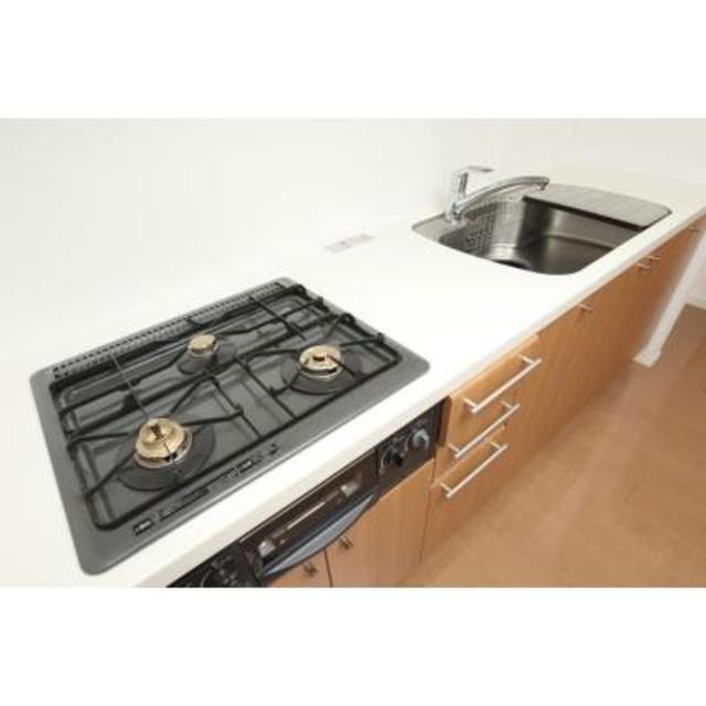 ※写真は同タイプ住戸です。(キッチン)