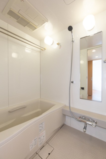 ※写真は同タイプ住戸です。(風呂)