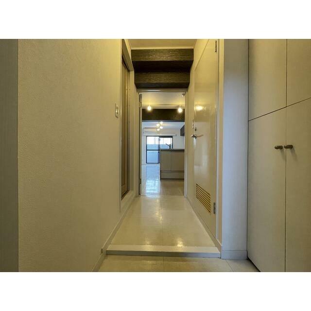 ※同仕様写真含む(玄関)