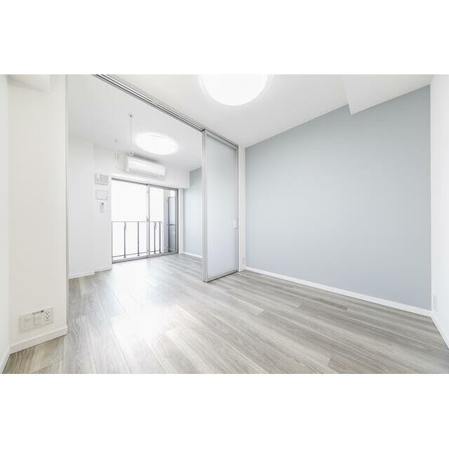 ※写真は同タイプ住戸です。(居間)