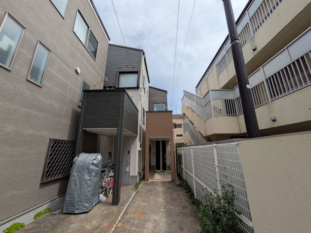 目黒区目黒本町5丁目 【賃貸居住】一戸建