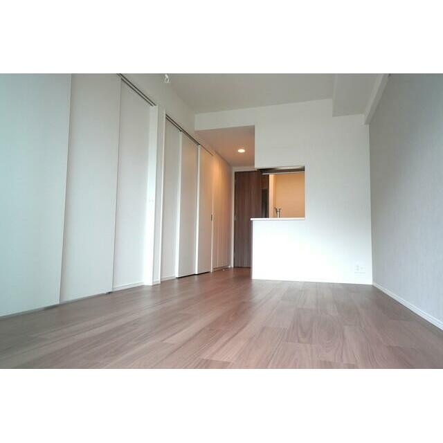 ※写真は同タイプ住戸です。(居間)