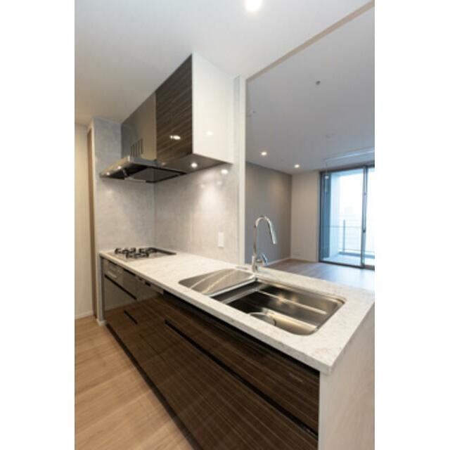 ※写真は同タイプ住戸です。(キッチン)