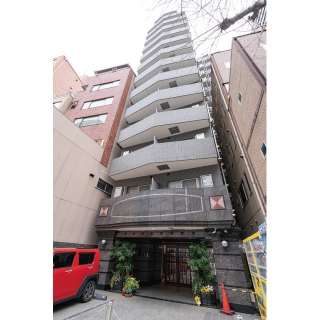 港区芝4丁目 【賃貸居住】マンション