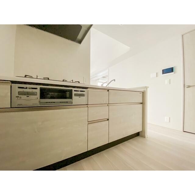 ※写真は同タイプ住戸です。(キッチン)