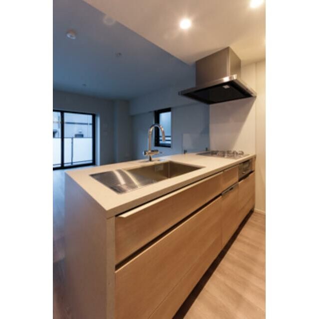 ※写真は同タイプ住戸です。(キッチン)