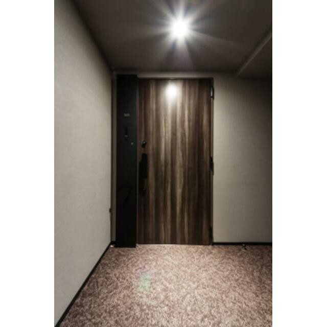 ※写真は同タイプ住戸です。(玄関)