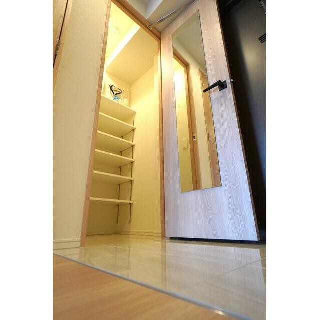 ※写真は同タイプ住戸です。(内装)