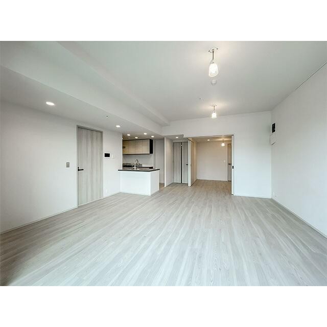 ※写真は同タイプ住戸です。(居間)