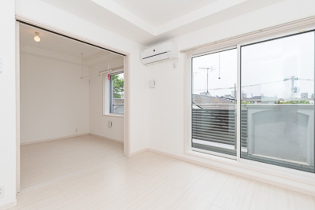 ※写真は同タイプ住戸です。(居間)