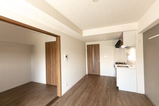 ※写真は同タイプ住戸です。(居間)