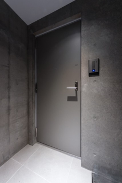 ※写真は同タイプ住戸です。(玄関)