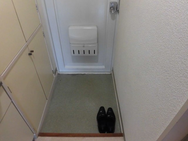 (玄関)