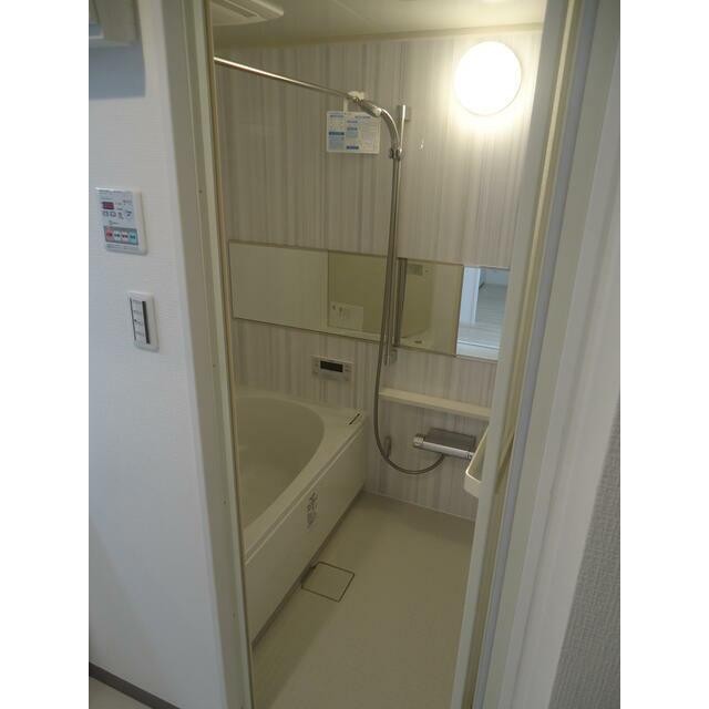 広々ユニットバス(風呂)