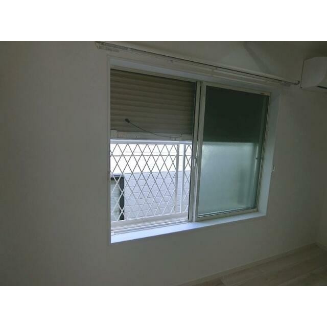 安心の防犯シャッター付き！