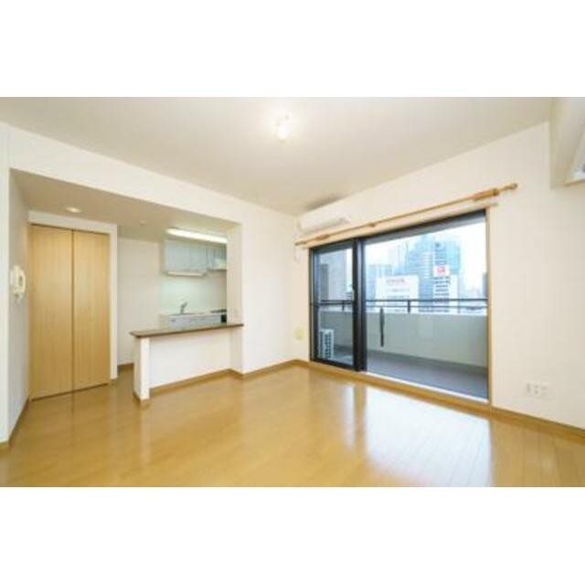 ※写真は同タイプ住戸です。(居間)