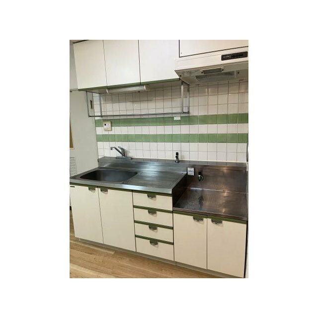 別部屋の写真となります。(キッチン)
