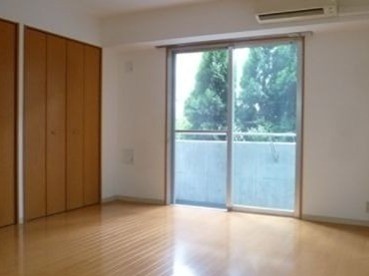 ※同仕様写真含む(居間)