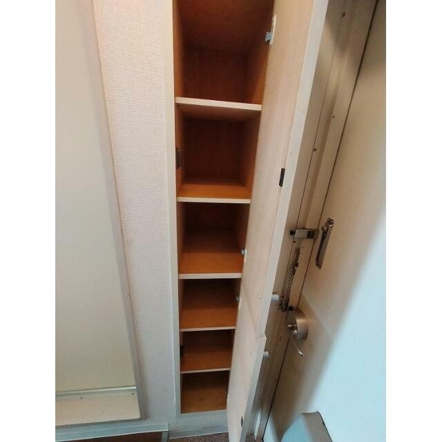 シューズボックス(内装)