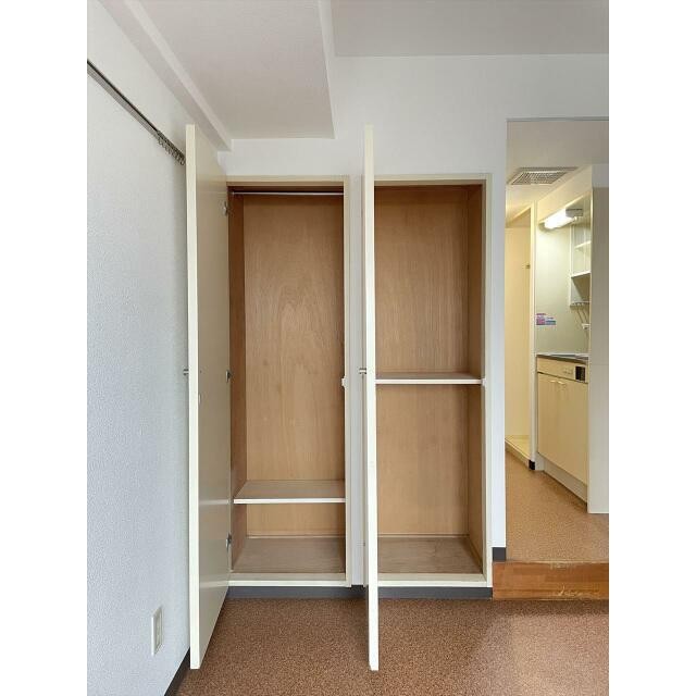 ※同タイプ参考写真(内装)