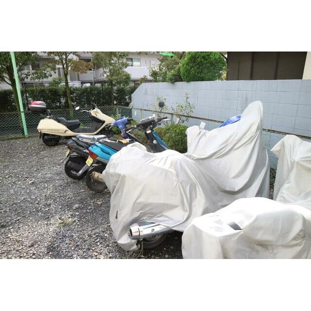 バイク駐車できます