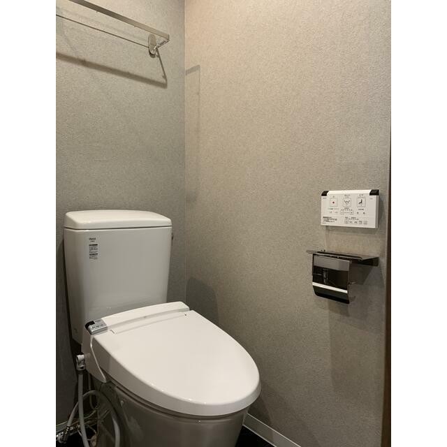 温水洗浄機能便座(内装)