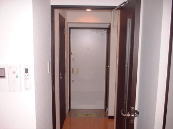 ※同仕様写真(玄関)