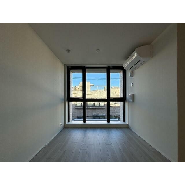 ベッドルーム(居間)