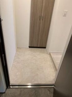 ※同仕様写真含む(玄関)