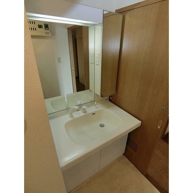 ※同仕様写真(内装)