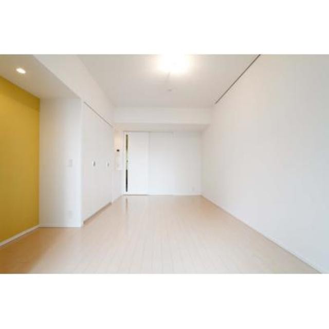 ※写真は同タイプ住戸です。(居間)