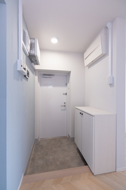 ※写真は同タイプ住戸です。(玄関)