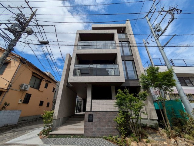目黒区上目黒3丁目 【賃貸居住】マンション