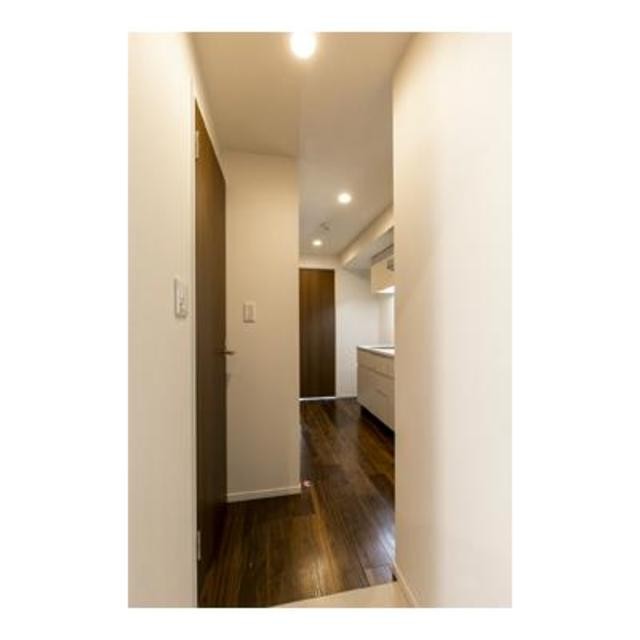 ※写真は同タイプ住戸です。(玄関)