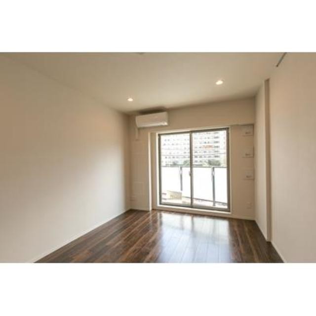 ※写真は同タイプ住戸です。(居間)